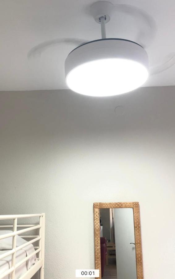 Apartamento Ideal Барселона Екстер'єр фото